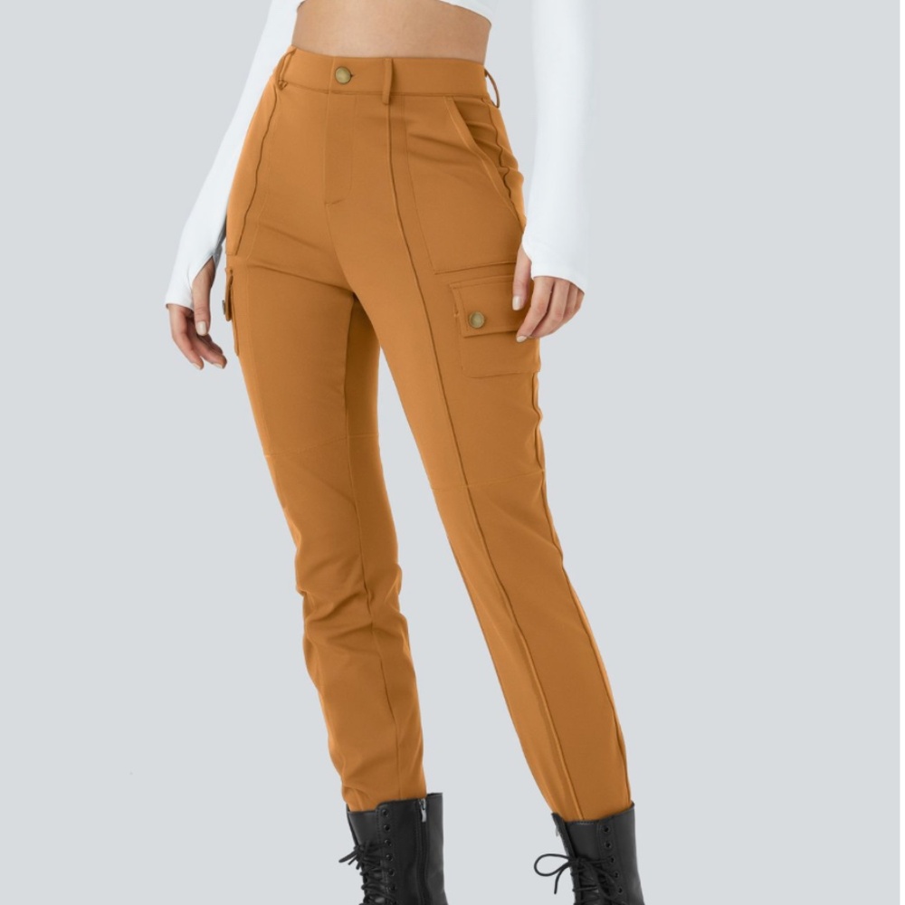 Halara - NWT: Daystretch High-Waisted Skinny Cargo Pants (Size XL)